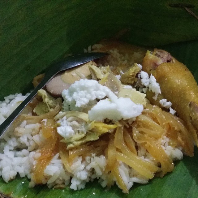 Nasi Liwet Dapur Kita: Kenikmatan yang Menggoda Setiap Hari di Cilacap